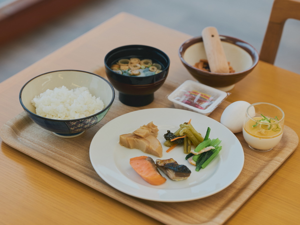 ゆとりろ越後湯沢 【朝食のみ】チェックインは22時まで／新潟自慢のお米で1日の始まりを＜朝食付き＞