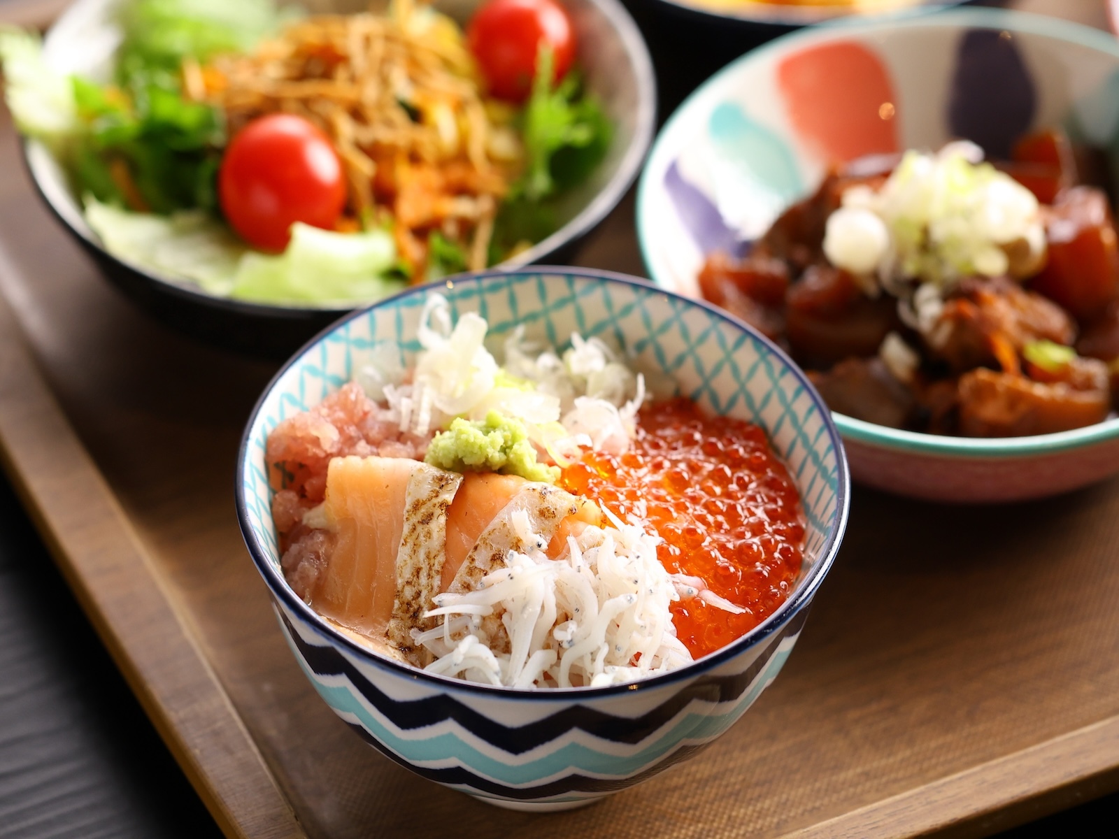 氷見温泉郷　くつろぎの宿うみあかり 【至福の酒旅】四季を味わう・ひみ基本会席で地酒3種飲み比べセットプラン【行きたい 食べたい 日本海！】