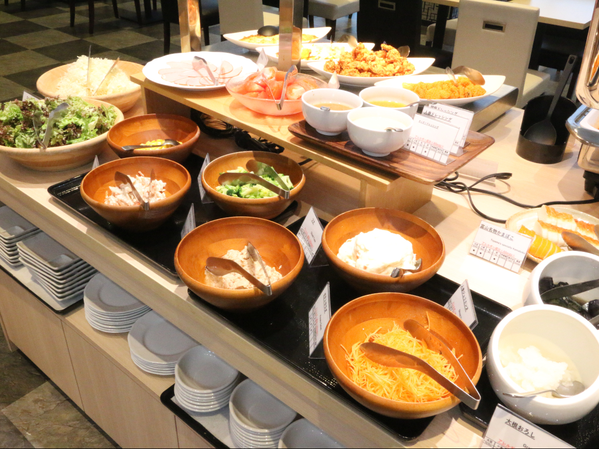 アパホテル〈高岡駅前〉 【朝食ビュッフェ付き】当館おすすめ！旬の食材を取り入れた和洋中50種類のビュッフェ！