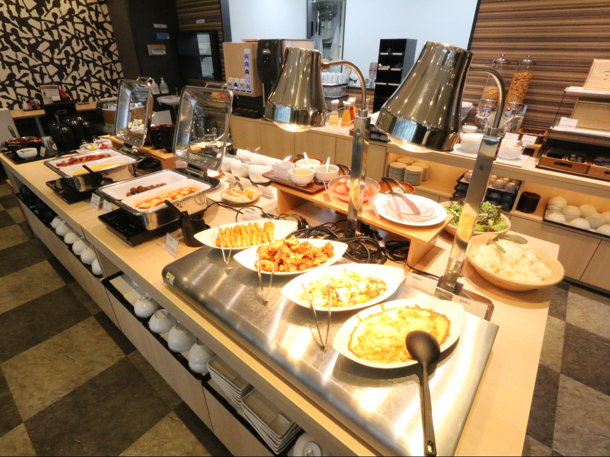 アパホテル〈高岡駅前〉 【朝食ビュッフェ付き】当館おすすめ！旬の食材を取り入れた和洋中50種類のビュッフェ！