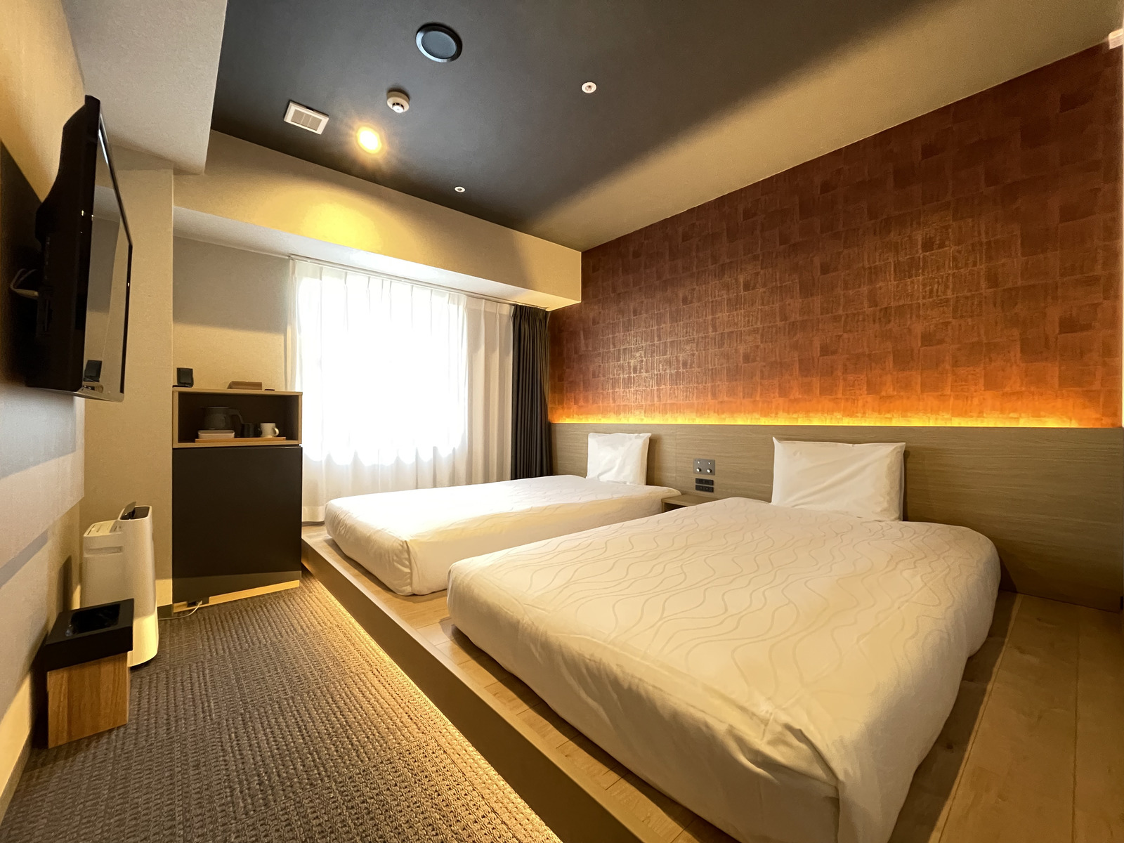 変なホテル金沢 香林坊 部屋画像1