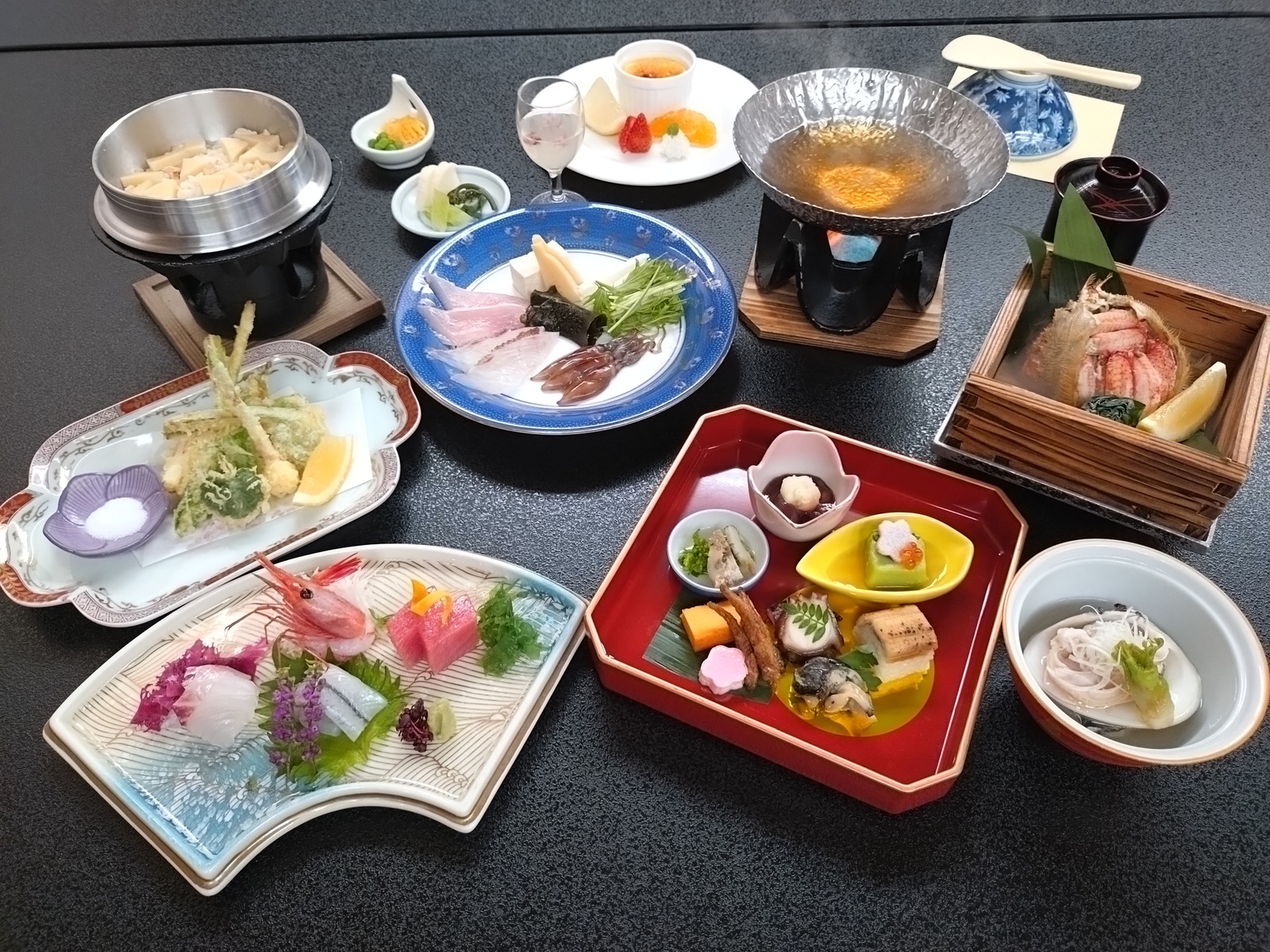 満天ノ　辻のや 【1日50食限定】北陸の春の味覚をふんだんに使った料理長渾身の四季会席と和朝食＜1泊2食付き＞