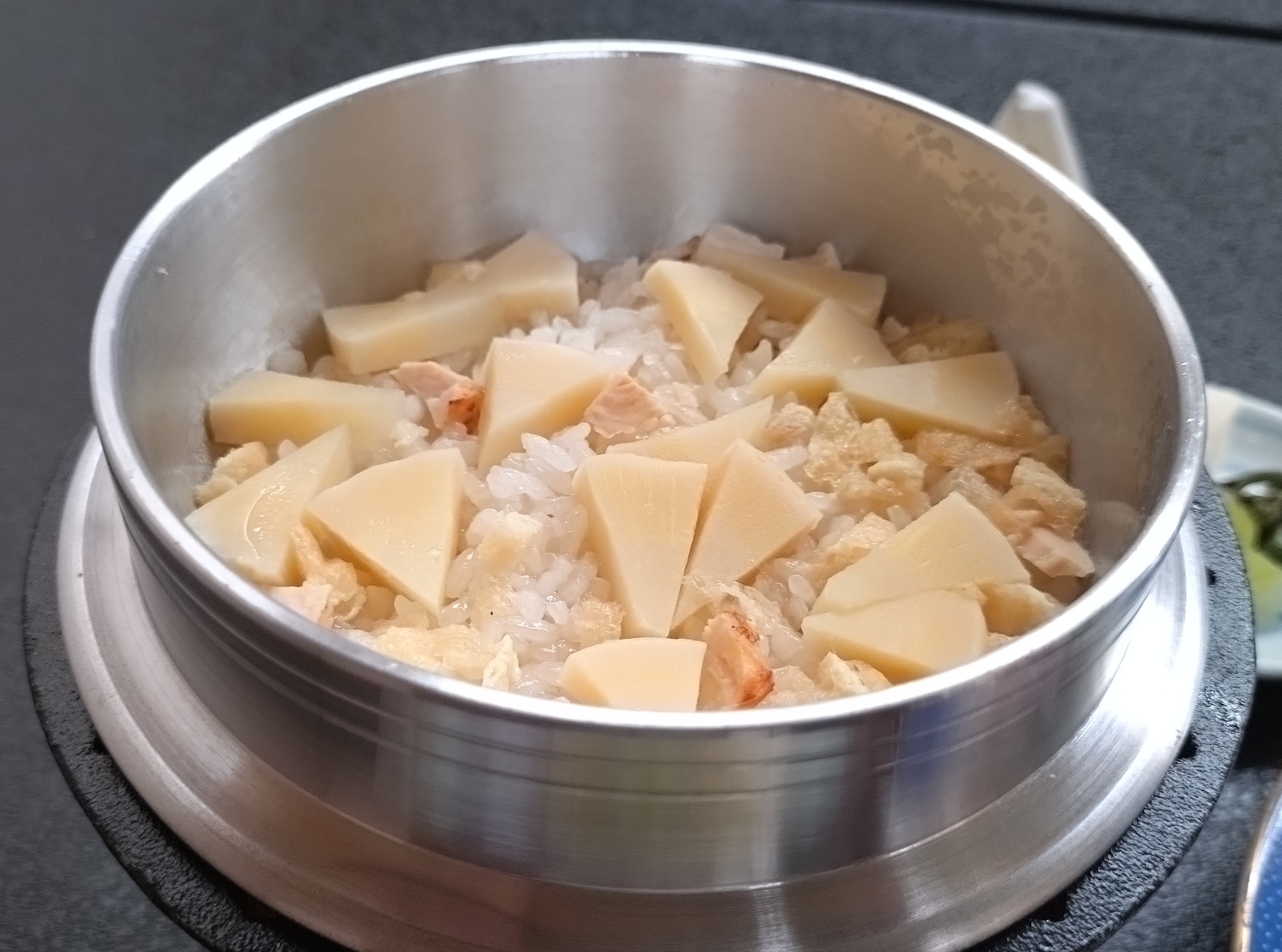 満天ノ　辻のや 【1日50食限定】北陸の春の味覚をふんだんに使った料理長渾身の四季会席と和朝食＜1泊2食付き＞