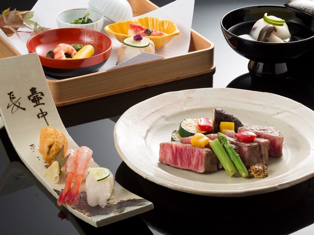 まつさき 鳳凰棟【お食事グレードアップ】　～寿司と和牛ヒレステーキ付贅沢懐石プラン～