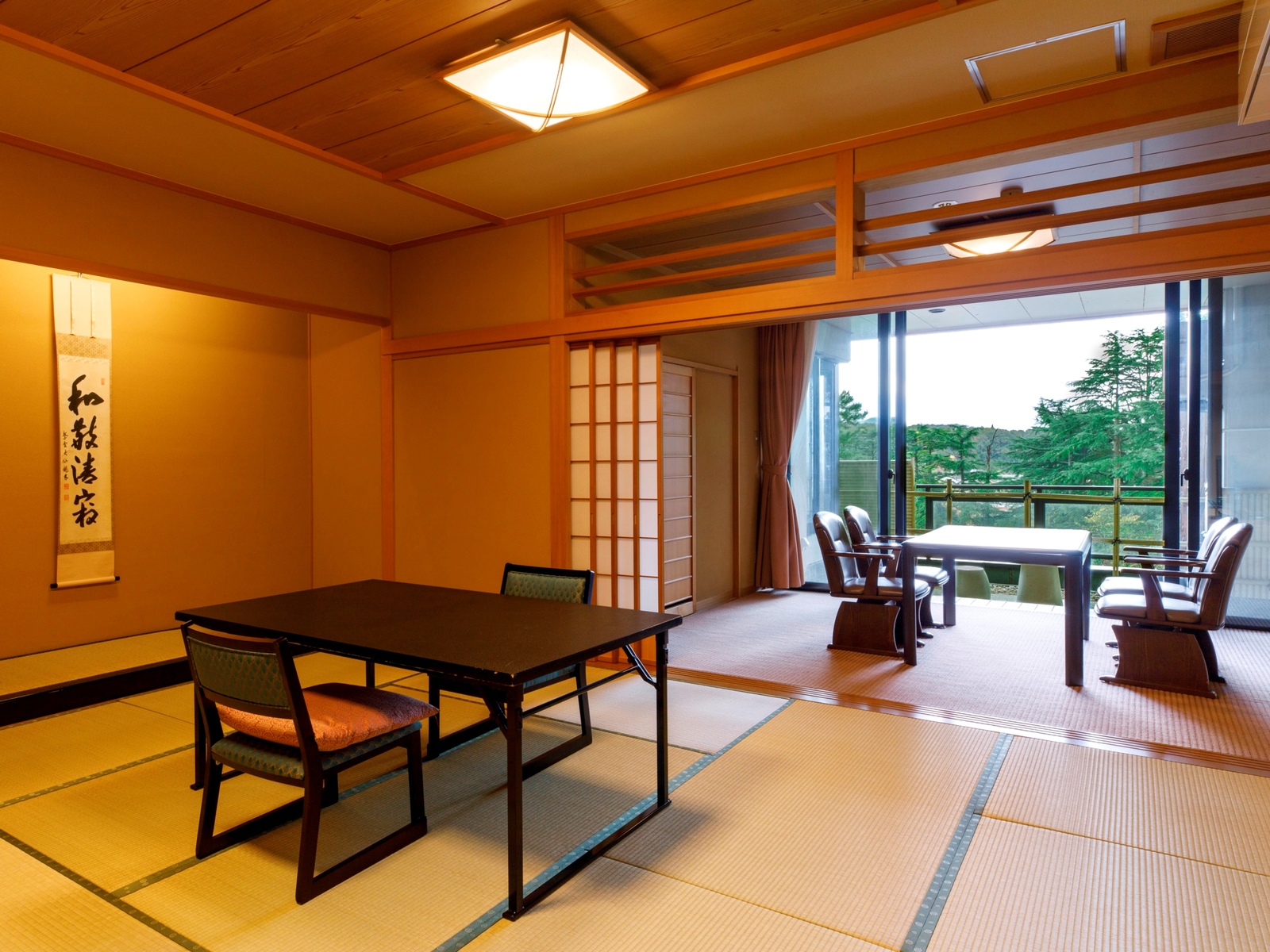 まつさき 【新館・鳳凰バリアフリー対応和洋室　お部屋の一例】