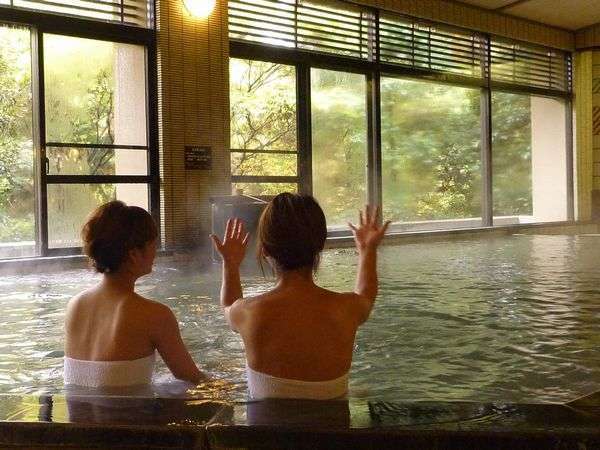 みどりの宿　萬松閣 【お肉派に捧げる会席】「石川県産　能登豚と、和牛、活あわび」ジュワ～と広がる旨味と食感を味わう