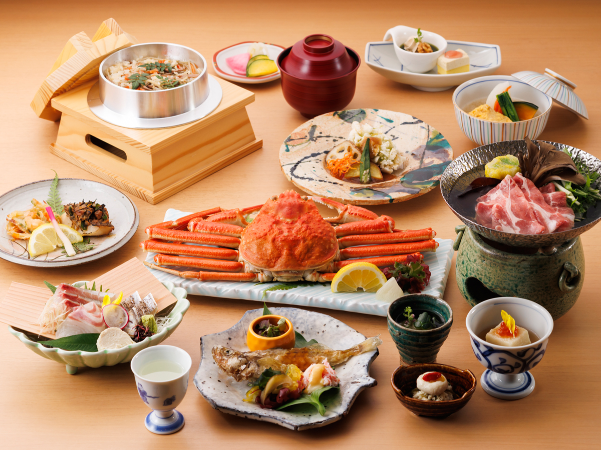 葉渡莉 【かに姿盛り】まるごと一杯蟹姿盛り付・加賀の旬を愛でる会席料理とともに