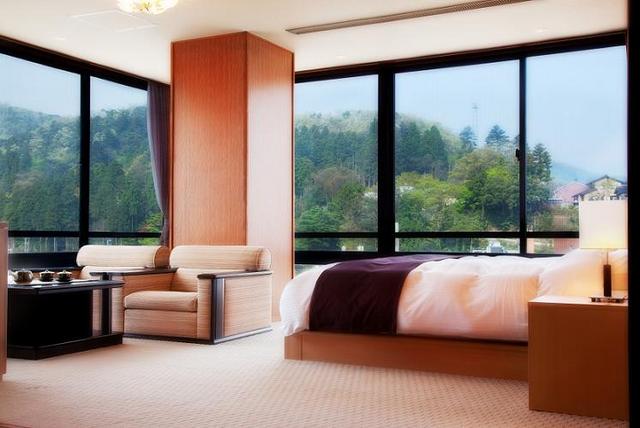 吉祥やまなか シモンズ製のベッドでごゆっくりお寛ぎください（イメージ）