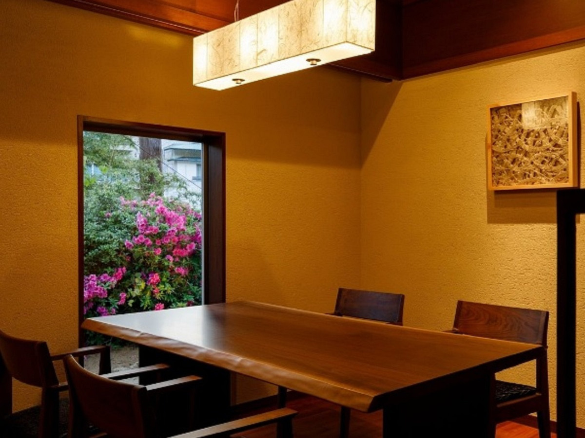 森の栖リゾート＆スパ 【海鮮＆お肉の焼きものコース】個室ダイニング「こま蔵」でプライベートディナー♪（本館）