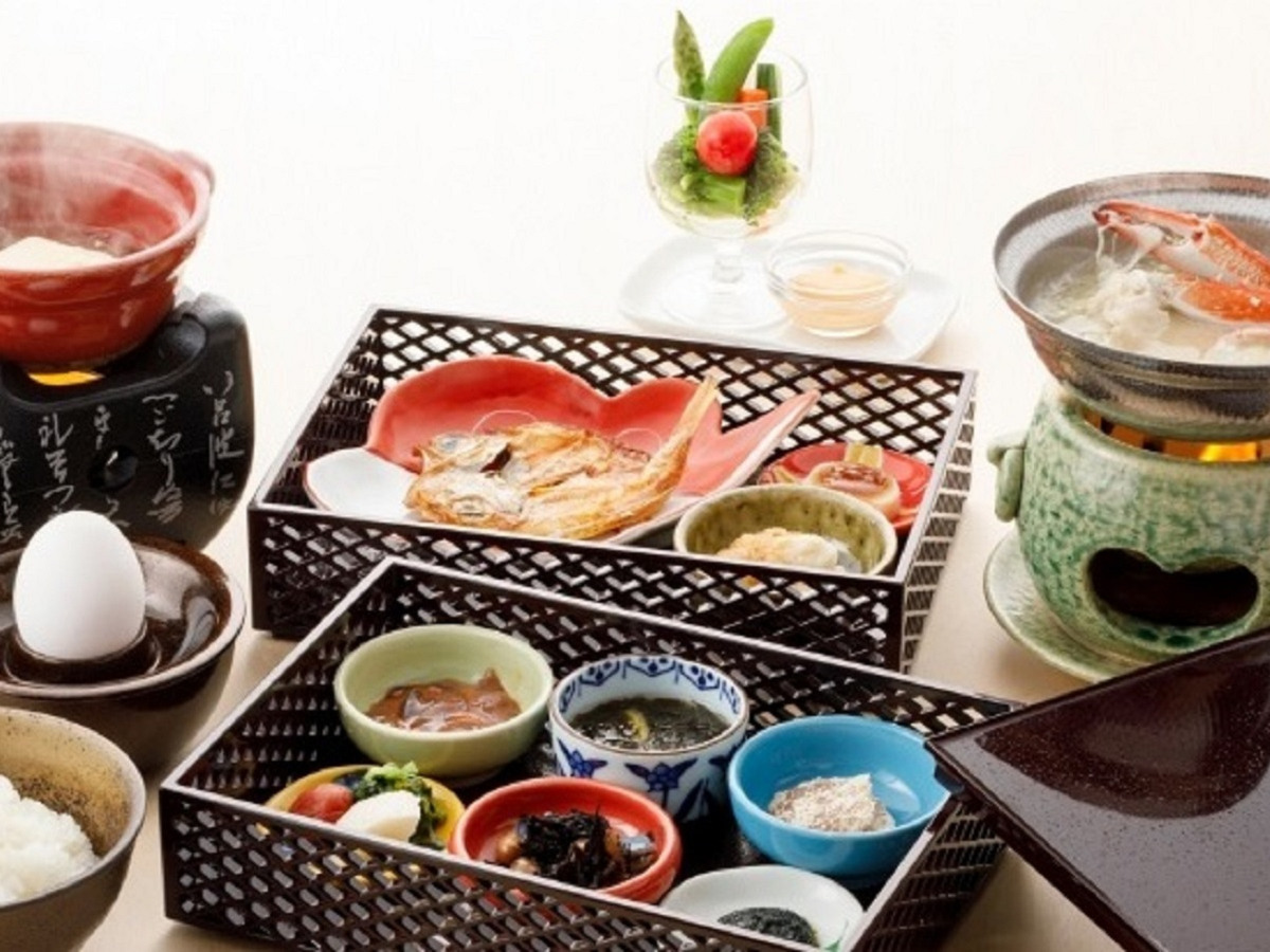 森の栖リゾート＆スパ 【特選会席】特選された旬の食材の持ち味を生かした自慢の夕食コース♪（別邸木もれび）