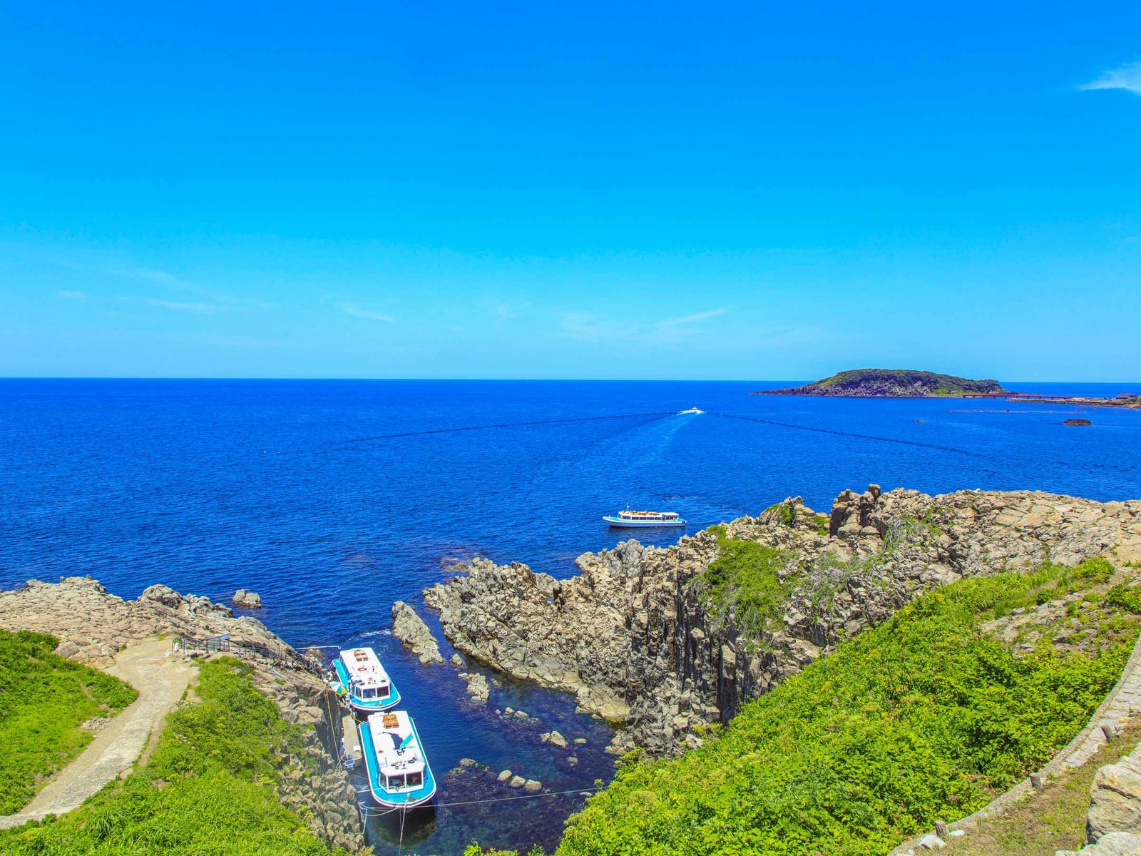 北陸　福井　あわら温泉美松 【東尋坊正太楼】ご自宅でも旅の思い出ともに海の幸を楽しめる♪海鮮詰め合わせのお土産付きプラン