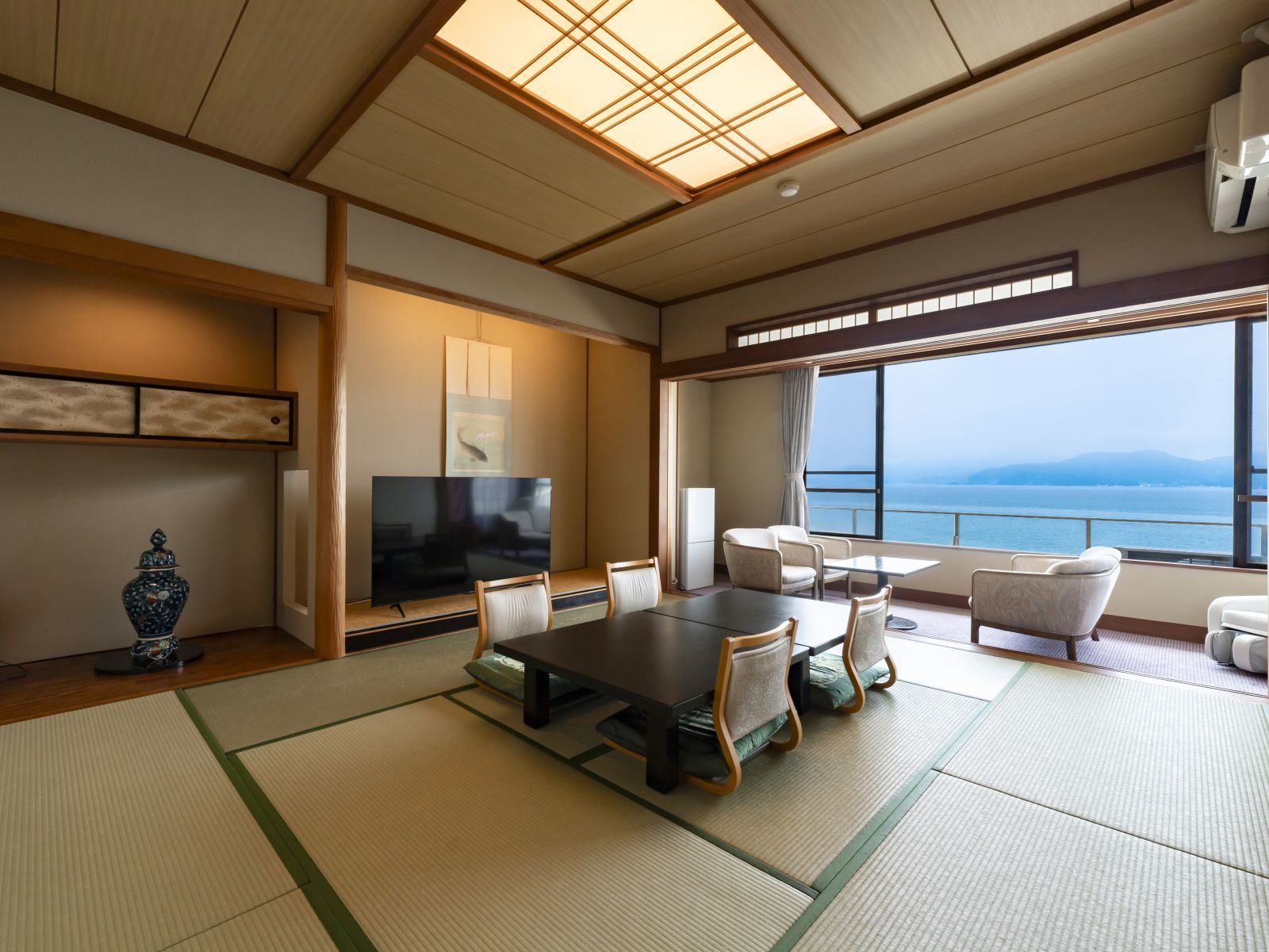 若狭美浜温泉　悠久乃碧　ホテル湾彩 部屋画像1