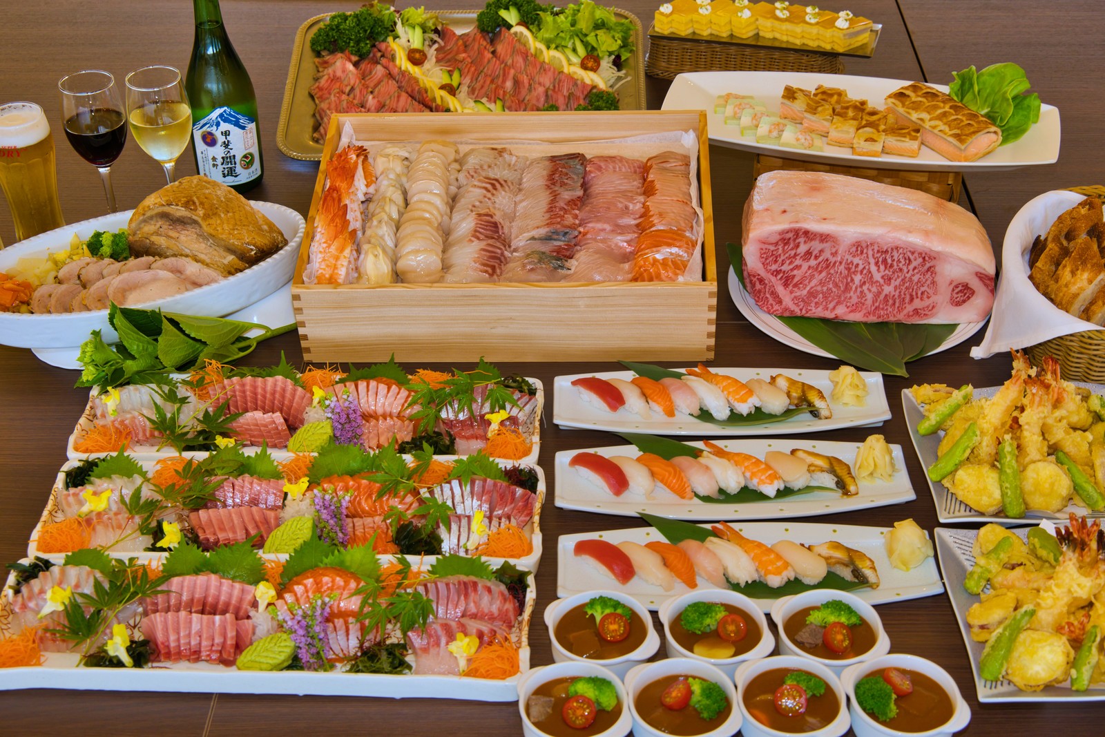 富士レークホテル 【夕朝食ビュッフェ】レイトディナープラン【夕食19:30スタート】