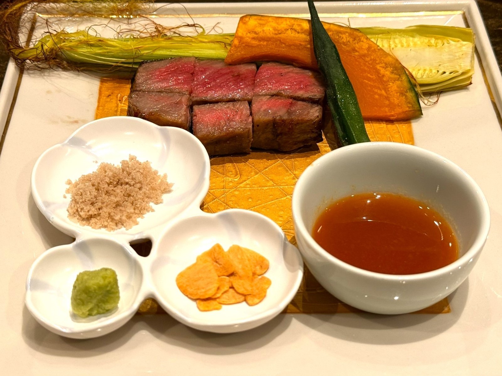 富士レークホテル 【旬の味覚を五感で堪能】【赤富士】和食プラン【1泊2食付き】