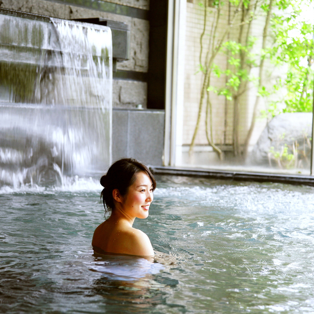 ホテル春日居 【朝食付フリープラン】24時までチェックインOKでゆったり気軽な温泉旅行♪《15時IN／10時OUT》