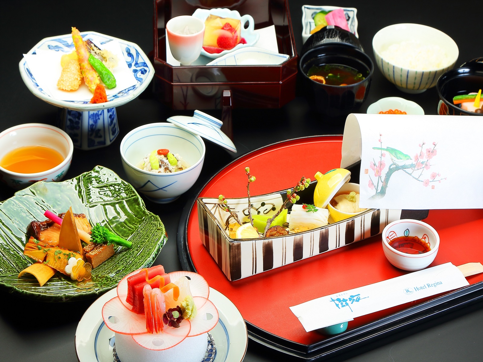 ホテルレジーナ河口湖 ～部屋から富士山展望と月替り懐石～1泊2食付きプラン