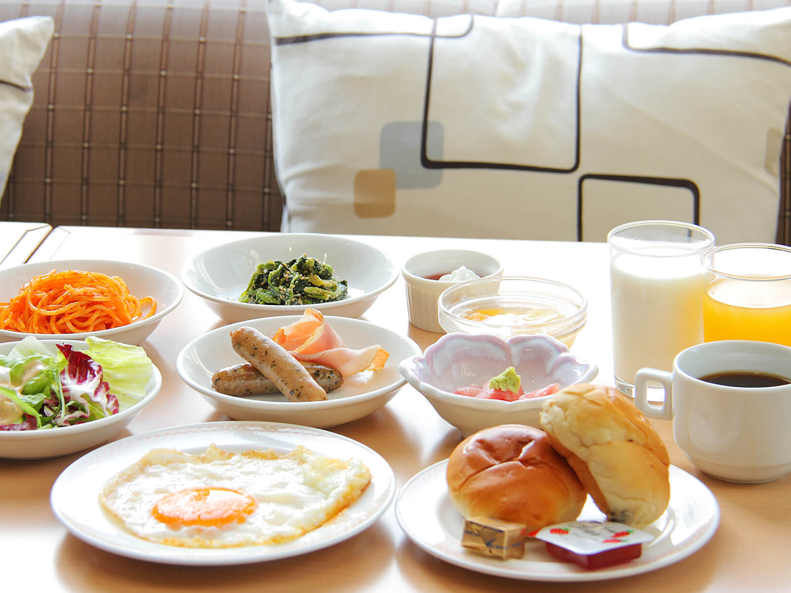 ホテル花いさわ 【一泊朝食】朝から満腹バイキング！駅チカ徒歩５分の宿★無料駐車場も完備