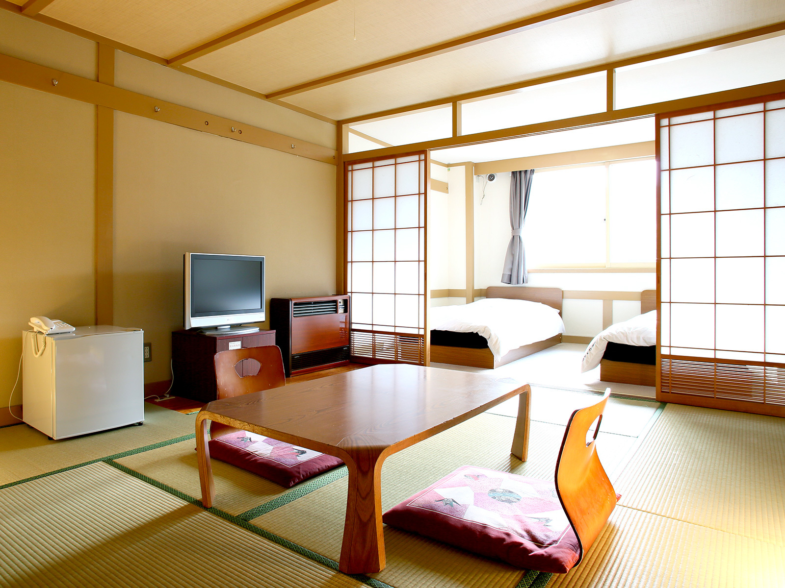 志賀パレスホテル 【禁煙】和洋室【バス・トイレ付】（定員１～６名）