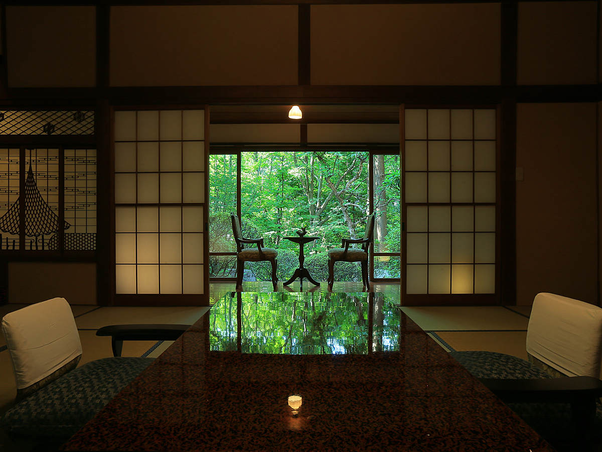 旅館花屋 【特別室 ２３番】【和洋室】ベッド・源泉掛け流し露天風呂付き特別室プラン｜食事は部屋か個室※選択不可