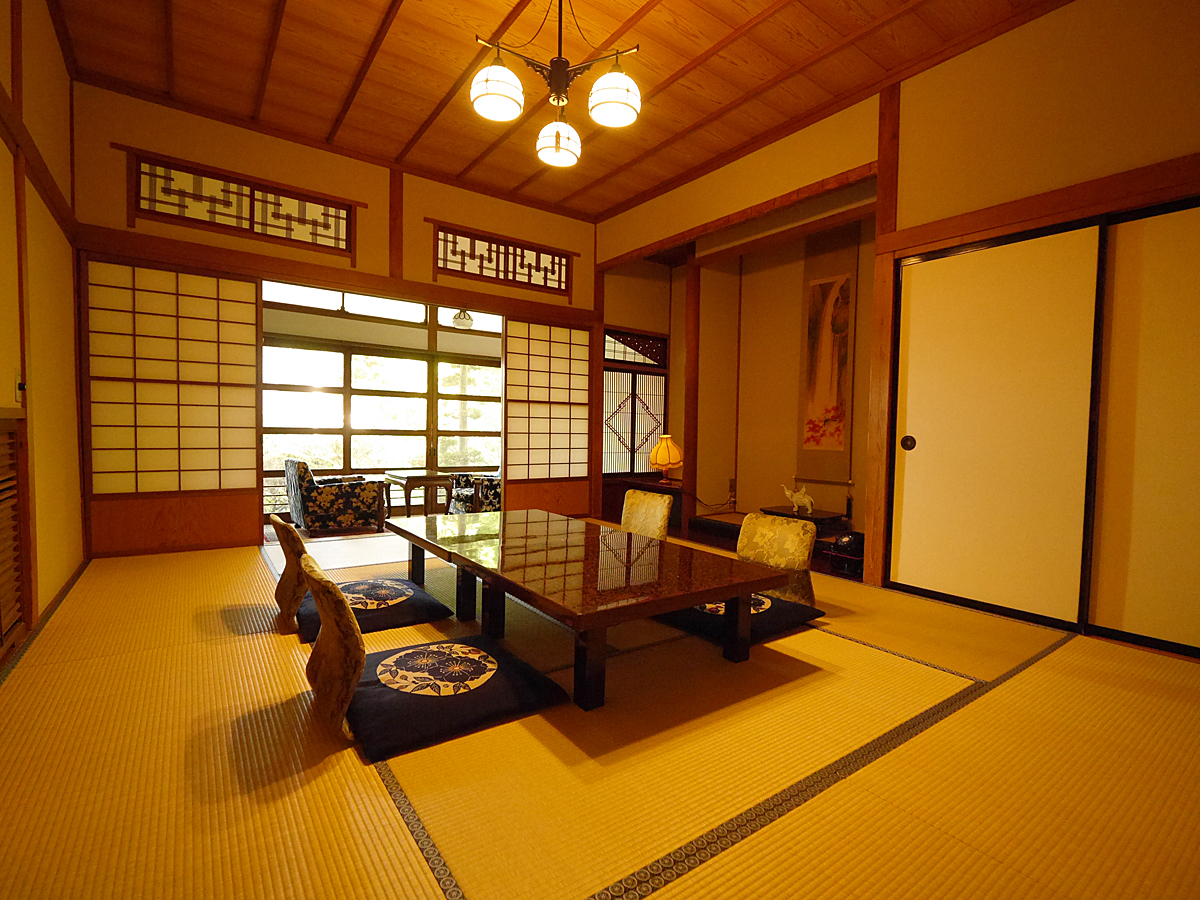旅館花屋 【離れ】100%源泉掛け流し天然温泉内湯付◆お部屋おまかせ スタンダードプラン 夕食は部屋か個室※選択不可