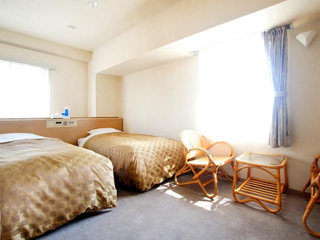 ホテルトレンド長野 ツインルーム ベッドが2台に広々としたお部屋☆ 観光旅行に最適♪