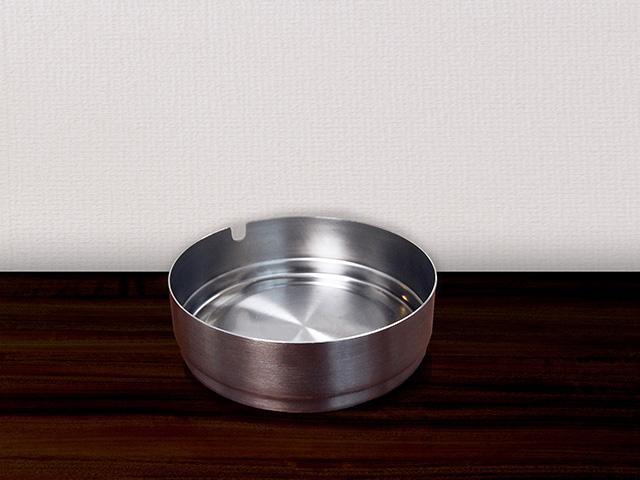 ホテルオークニ（ロイヤルイングループ） 灰皿（喫煙部屋のみ完備）
