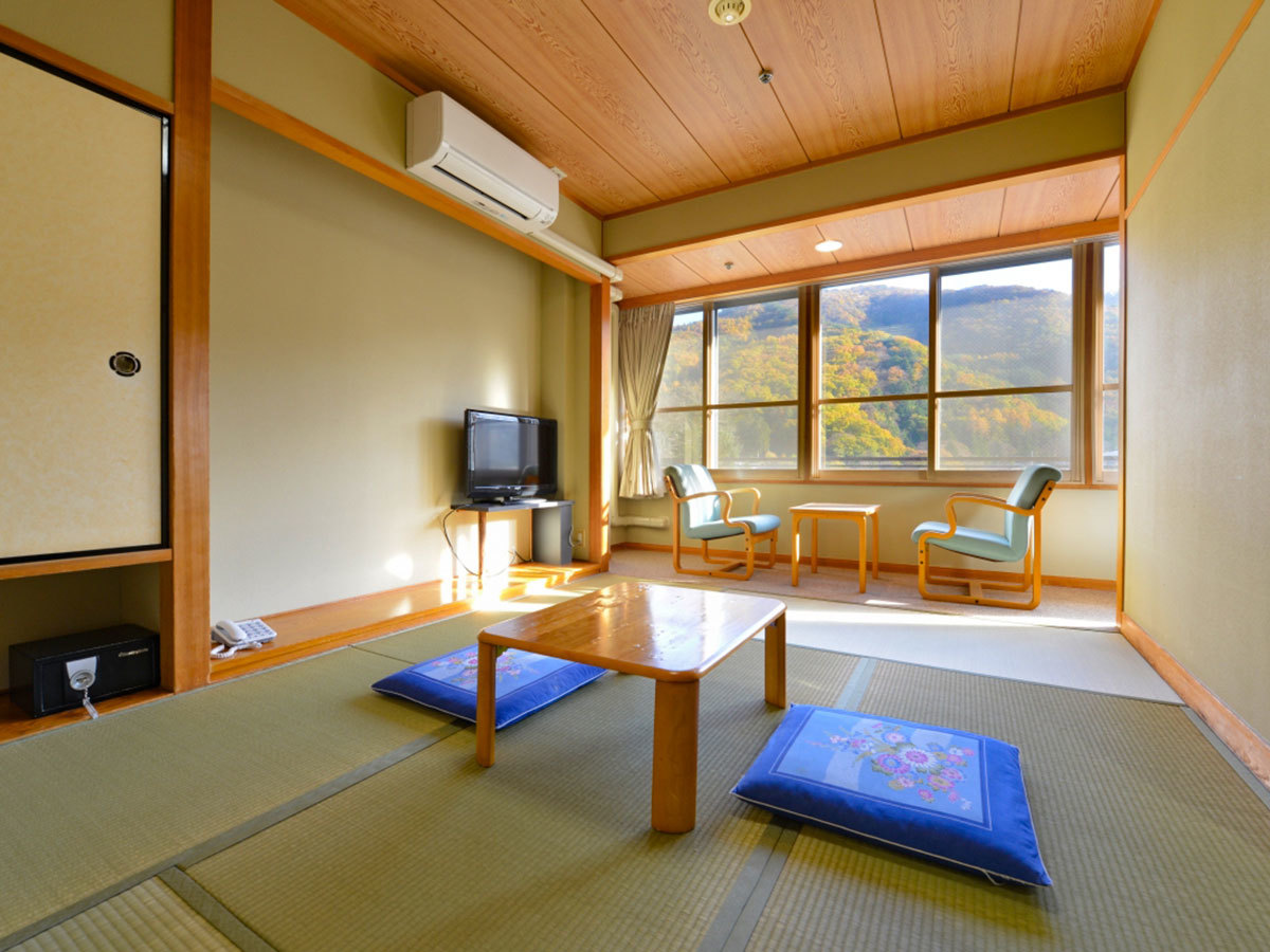 大江戸温泉物語 鹿教湯 【禁煙】エコノミー和室8畳内風呂なし(桜館)