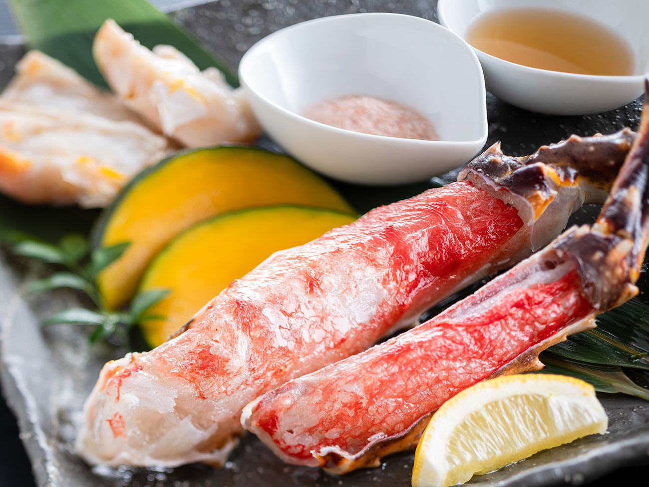 大江戸温泉物語 信州鹿教湯 【グルメプラン】焼きタラバガニ付 1泊2食 基本バイキングプラン