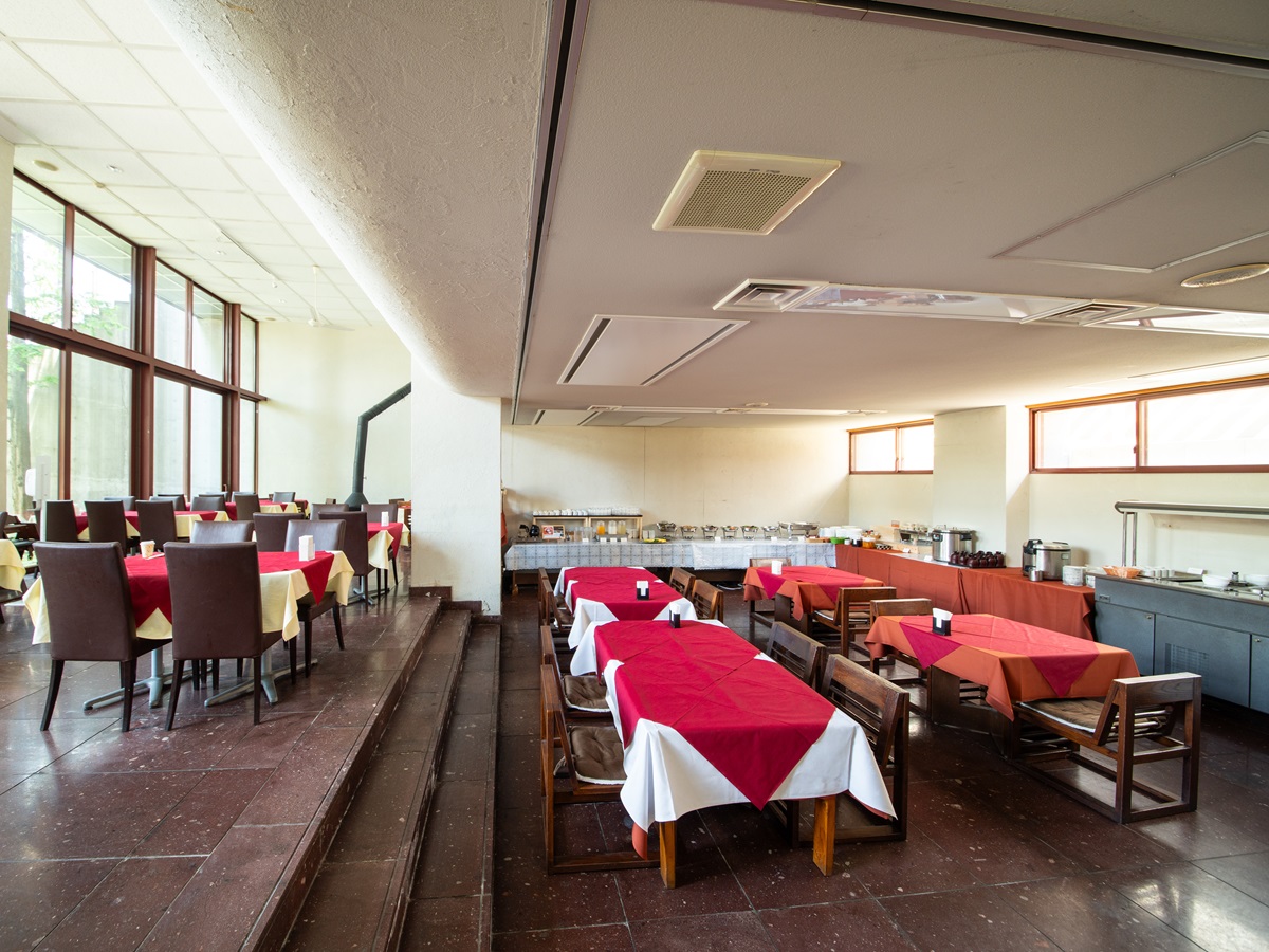 アパホテル〈軽井沢駅前〉軽井沢荘 【朝食ビュッフェ付き】軽井沢駅北口徒歩約2分 ● Wi-Fi全室無料