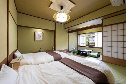 湯めぐりの宿　奥飛騨温泉郷平湯館 【バスなし・トイレ付】《仙岳荘》和室8畳（35㎡）