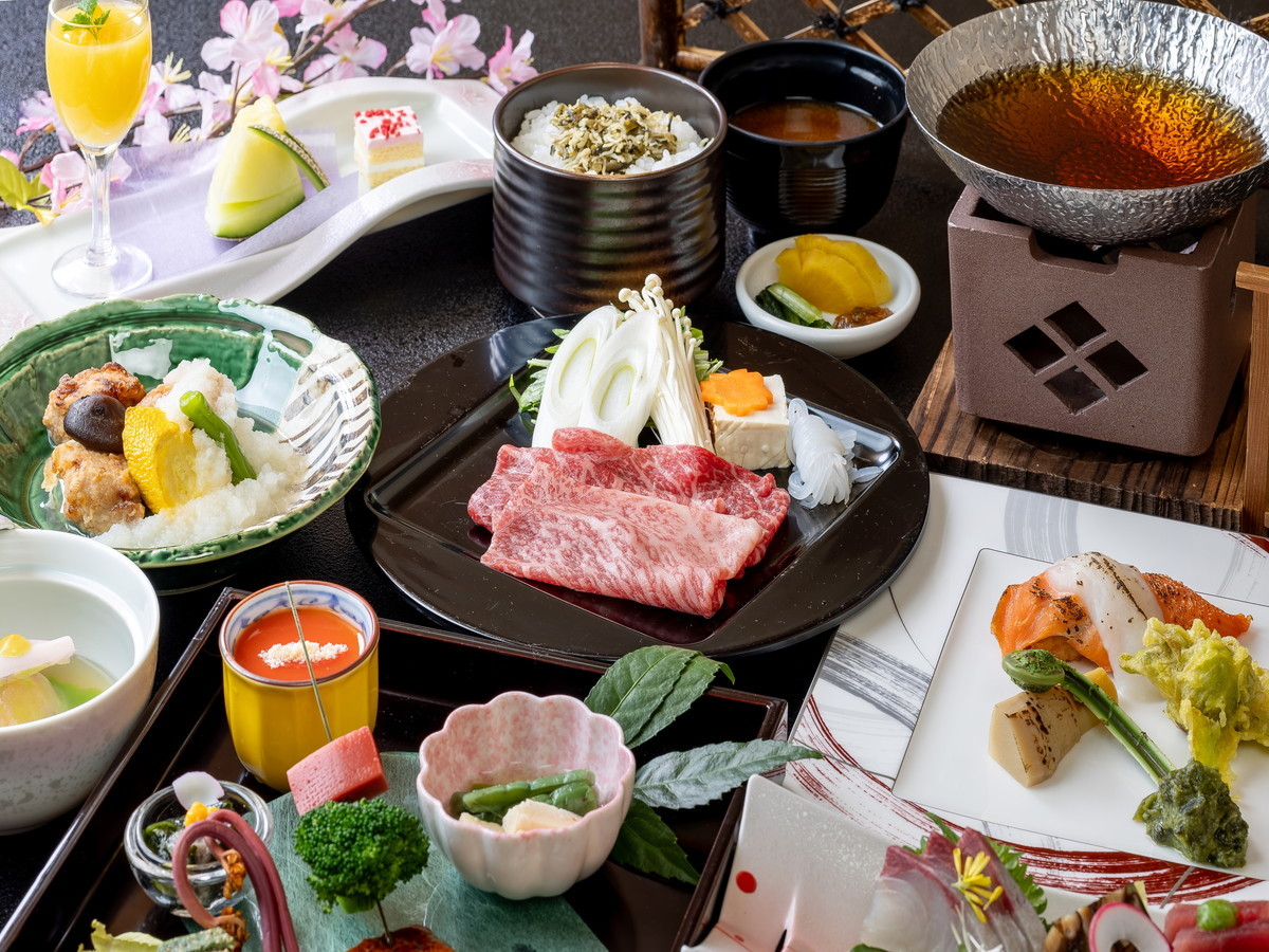 恵那峡温泉ホテル　ゆずり葉 【スタンダード/1泊2食】～恵那峡の景観を通じて味わう四季の彩り～＜A5飛騨牛を使用した季節の会席＞