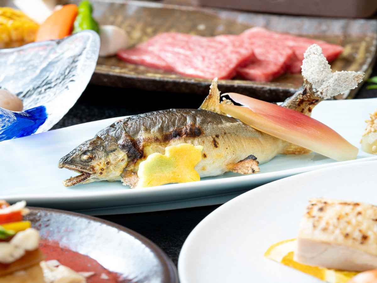 恵那峡温泉ホテル　ゆずり葉 【早割/1泊2食】30日前の早期予約でスタンダードプランが2200円OFF！＜A5飛騨牛を使用した季節の会席＞