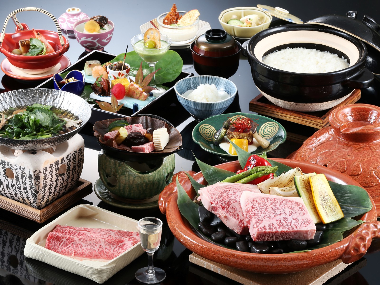 紗々羅 【飛騨牛食べ比べ】A5飛騨牛3種（サーロイン150g、味しゃぶ、朴葉みそステーキ）に舌鼓★★★