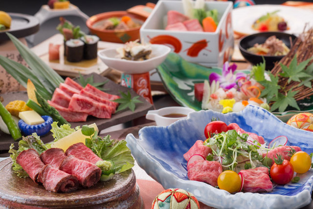 下呂温泉　山形屋 【温泉露天風呂付客室専用プラン】★贅沢6品が飛騨牛！【Ａ５飛騨牛三昧会席】≪部屋or個室食確約≫