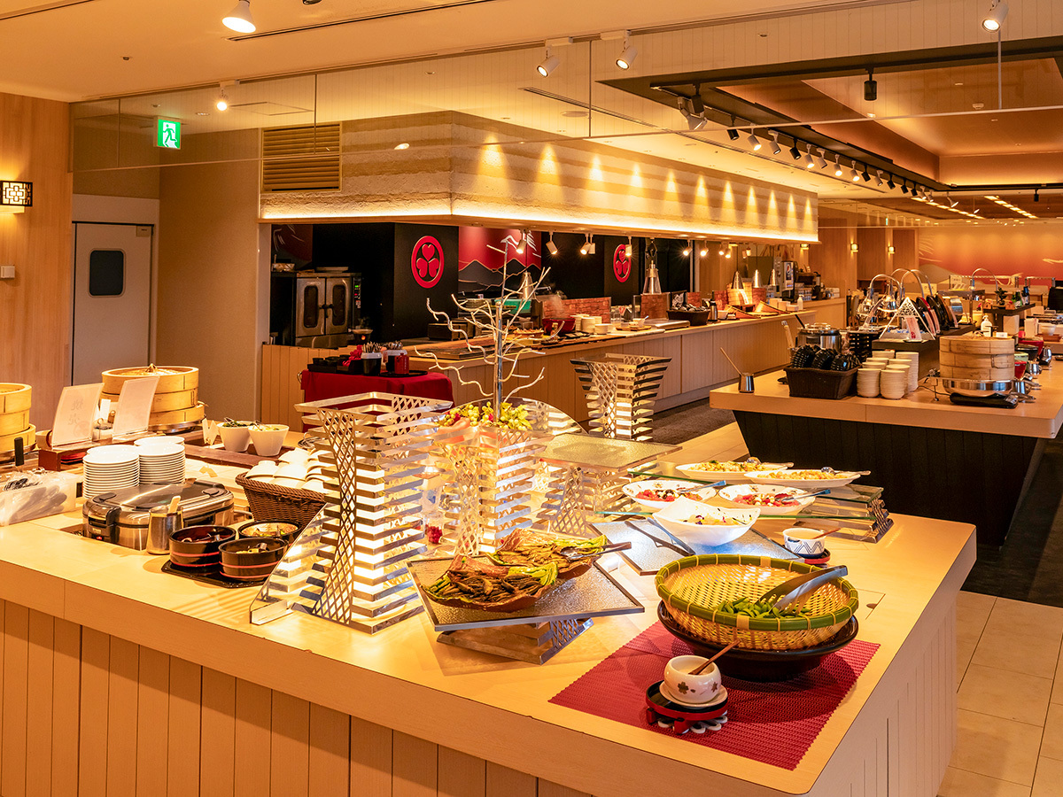 大江戸温泉物語Premium 下呂新館 【特定日】【1泊2食付】ラウンジで贅沢な時間を満喫 基本バイキングプラン
