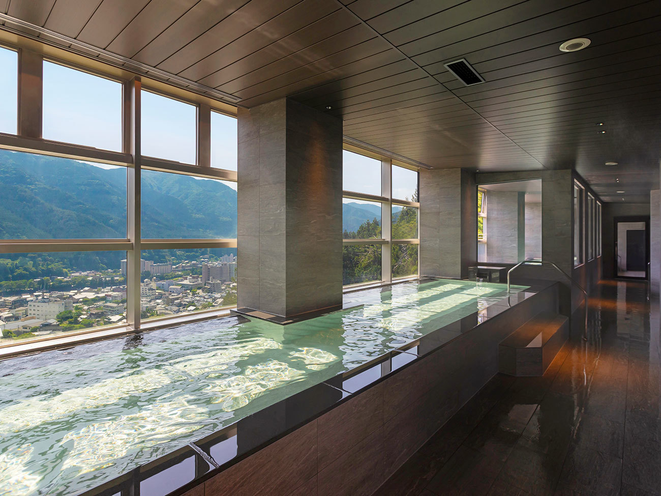 TAOYA下呂 【特定日】【夕食なし・朝食付】観光にもビジネスにも遅いチェックインでもOK1泊基本バイキング朝食付