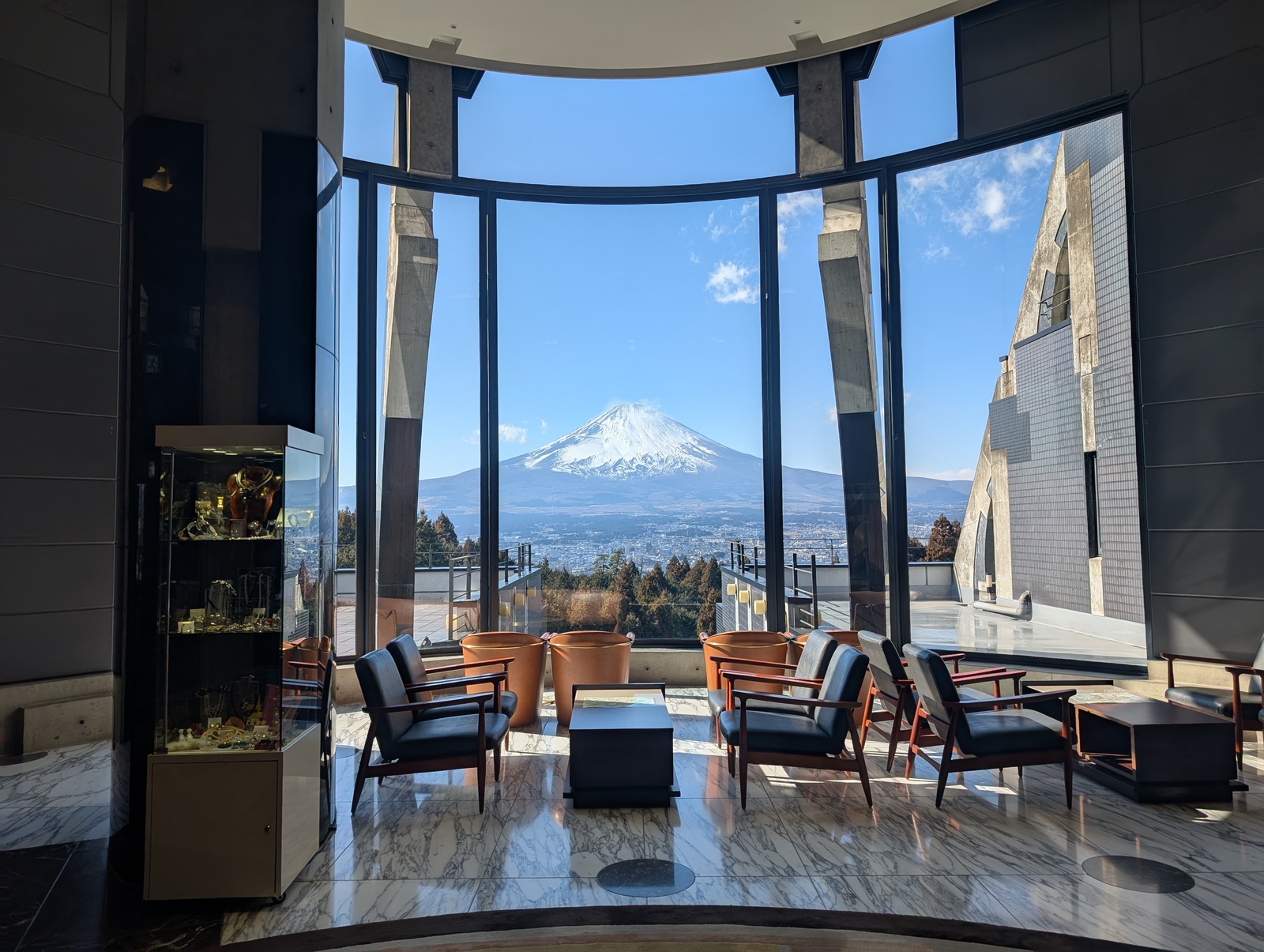 レンブラントプレミアム富士御殿場 【富士トク贅沢プラン】平日限定◇華やかな時間【1泊2食付】