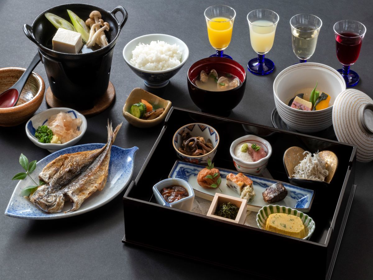 湯回廊　菊屋 【1泊朝食付】お仕事後でも間に合う！選べる和食or洋食～
