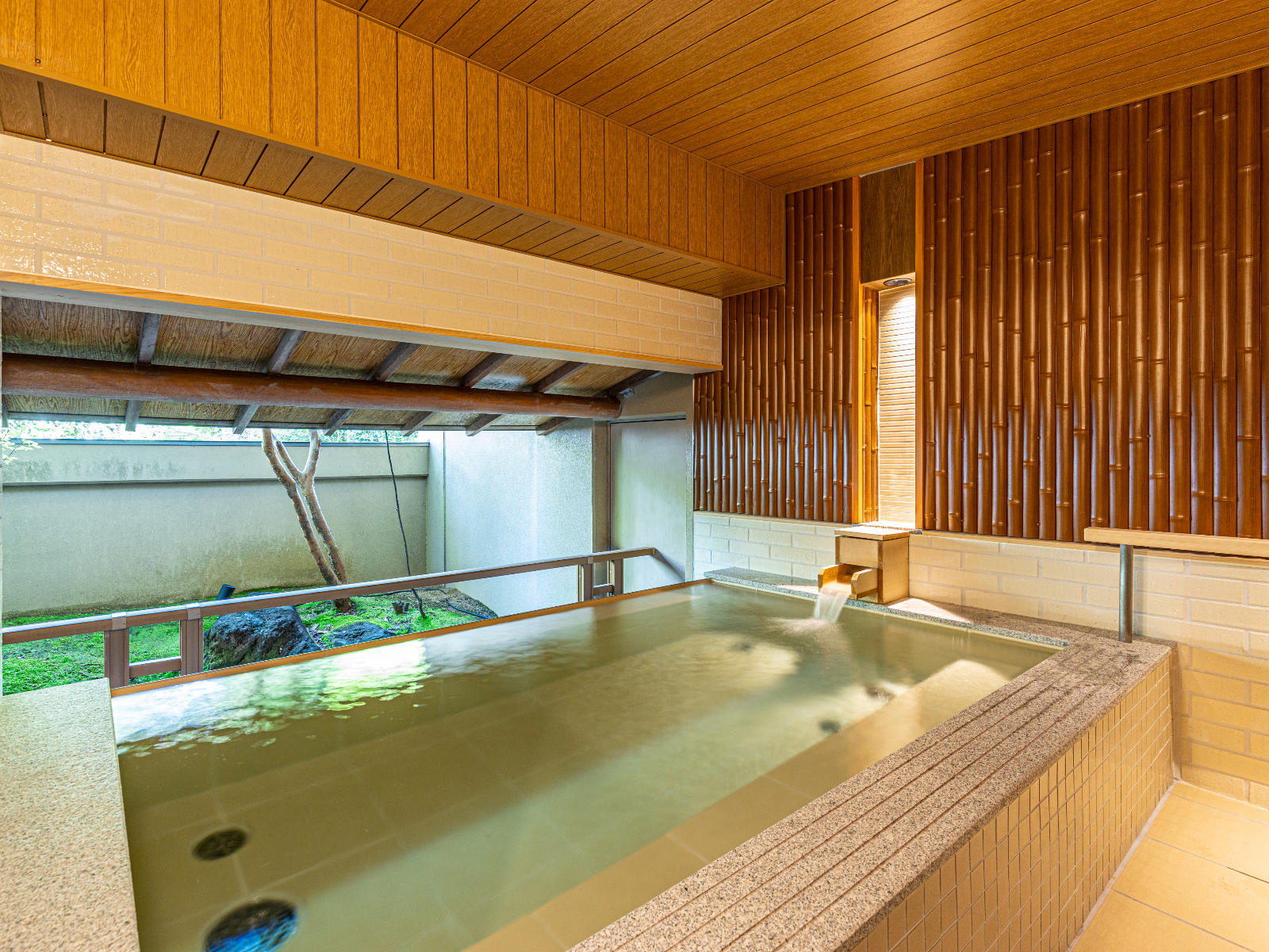 湯めぐりの宿　修善寺温泉桂川 【10時チェックアウトプラン】だからお得！最大15%OFF！季節のバイキング2食付き　