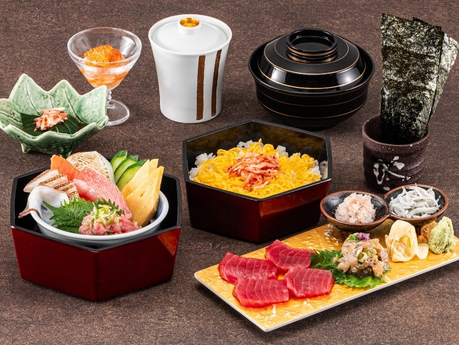リゾーピア熱海 【直前割】【お食事は後半席】《2食付き》ボリューム満点！うに・蟹・いくら☆13種類の海の幸「海宝丼」