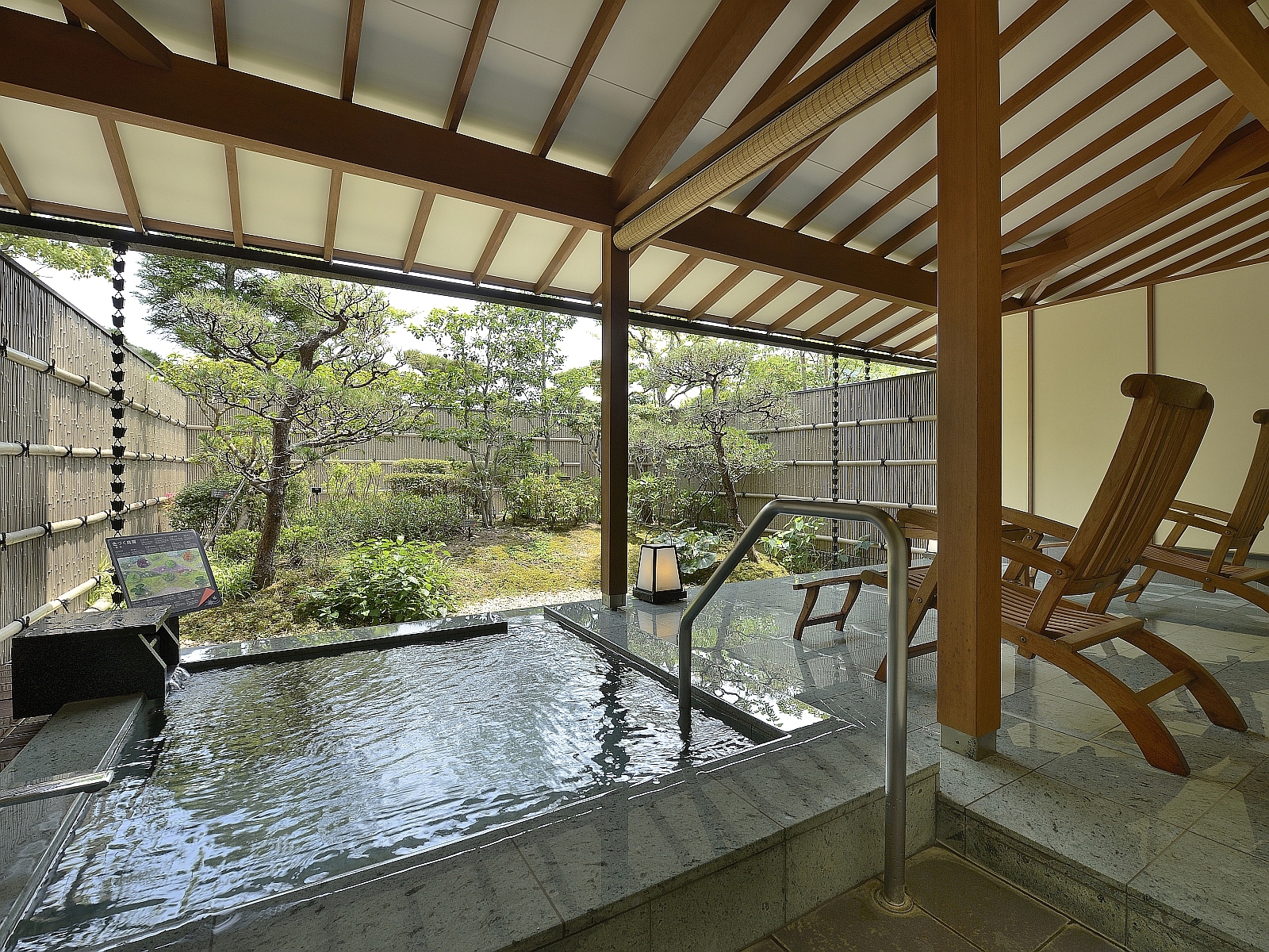 里山の別邸　下田セントラルホテル 庭園付／客室露天風呂・石風呂一例