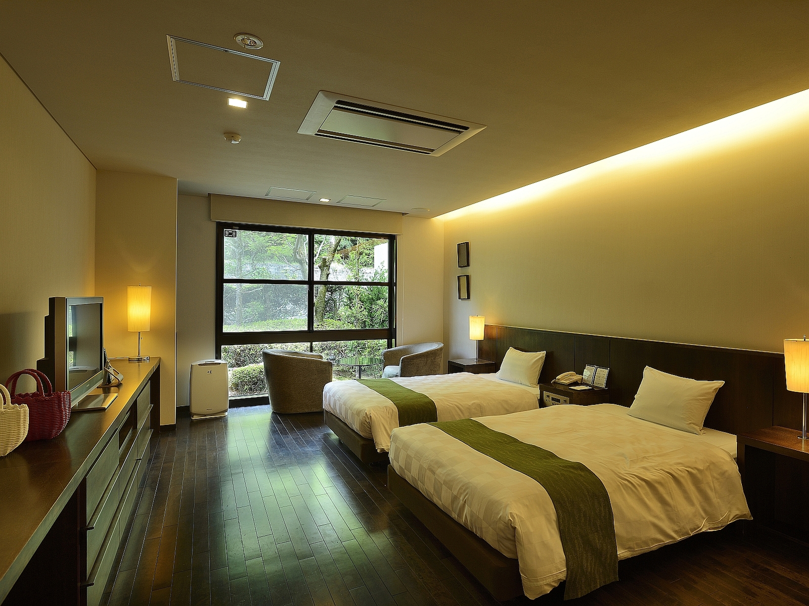 里山の別邸　下田セントラルホテル 【基本プラン／レストラン食・和会席膳「旬彩」】ご夕食をアップグレード・機能性と清潔感をコンパクトにまとめた「ツインルーム」