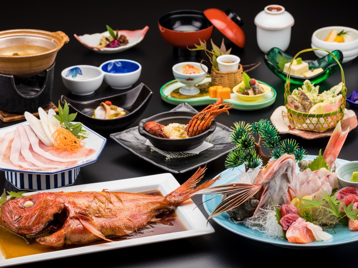 ホテル山田屋 【人気No．１】下田港水揚げ！下田名物金目鯛を丸ごと１匹煮付で！！