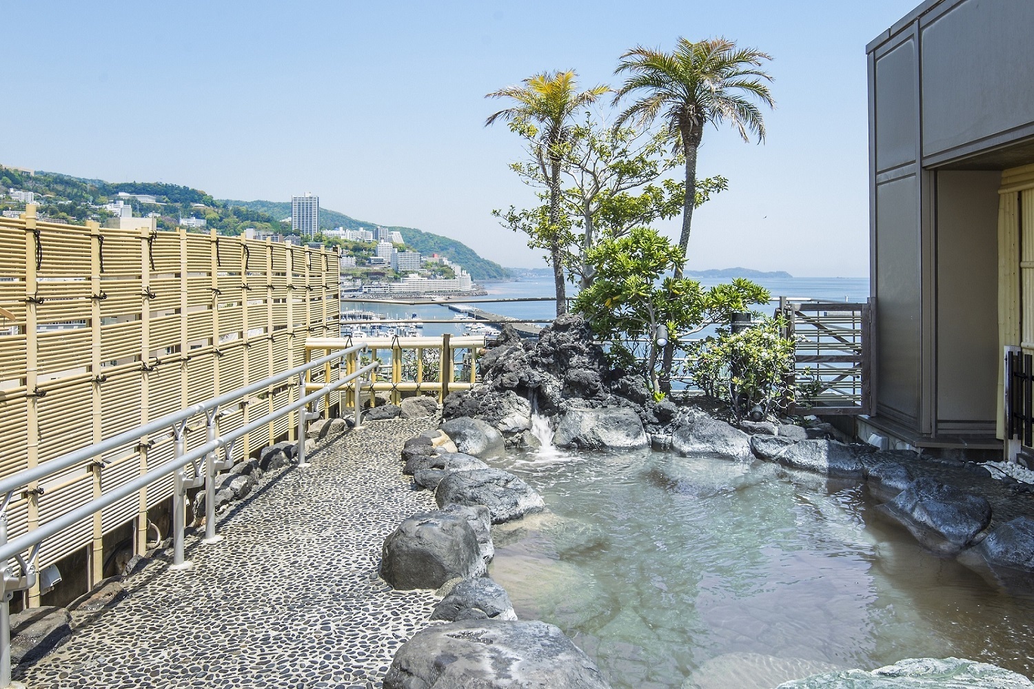 ホテルサンミ倶楽部 ハンモックに島Cafe・アドベンチャーが楽しめる初島へ♪【フェリー乗船券+R-Asia入園券】付き1泊2食プラン