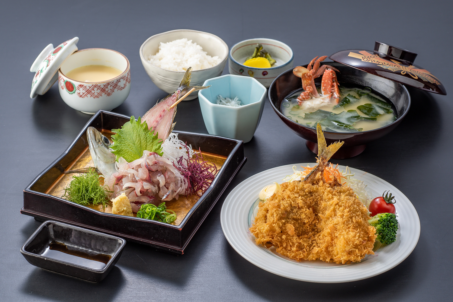 ホテルサンミ倶楽部別館 【イチオシ】当館看板メニュー★オーダー後に生簀から調理【絶品＆肉厚！活きあじ御膳】