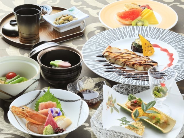 熱海TENSUI 【ライト会席プラン】美味少量の会席を愉しむ／少食の方やお酒を嗜む方にオススメ＜ライト会席▼碧＞