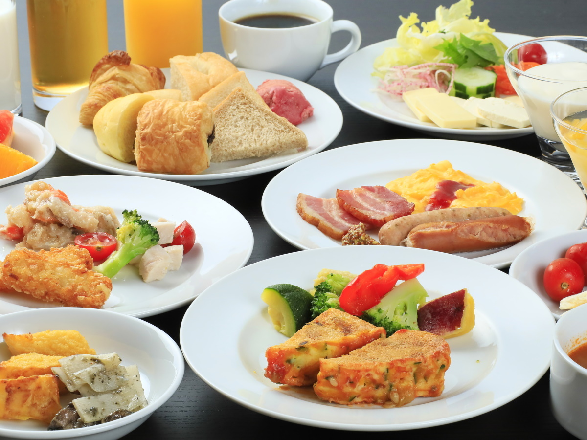 熱海風雅 【朝食付き】朝食自慢の洋朝食ビュッフェで一日をスタート／22時までチェックインOK＜朝食のみ＞