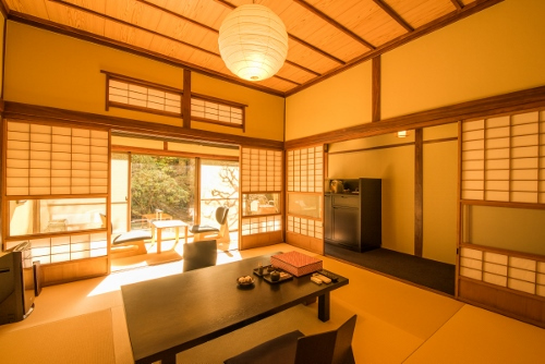 伊東緑涌 伊東緑涌　客室一例