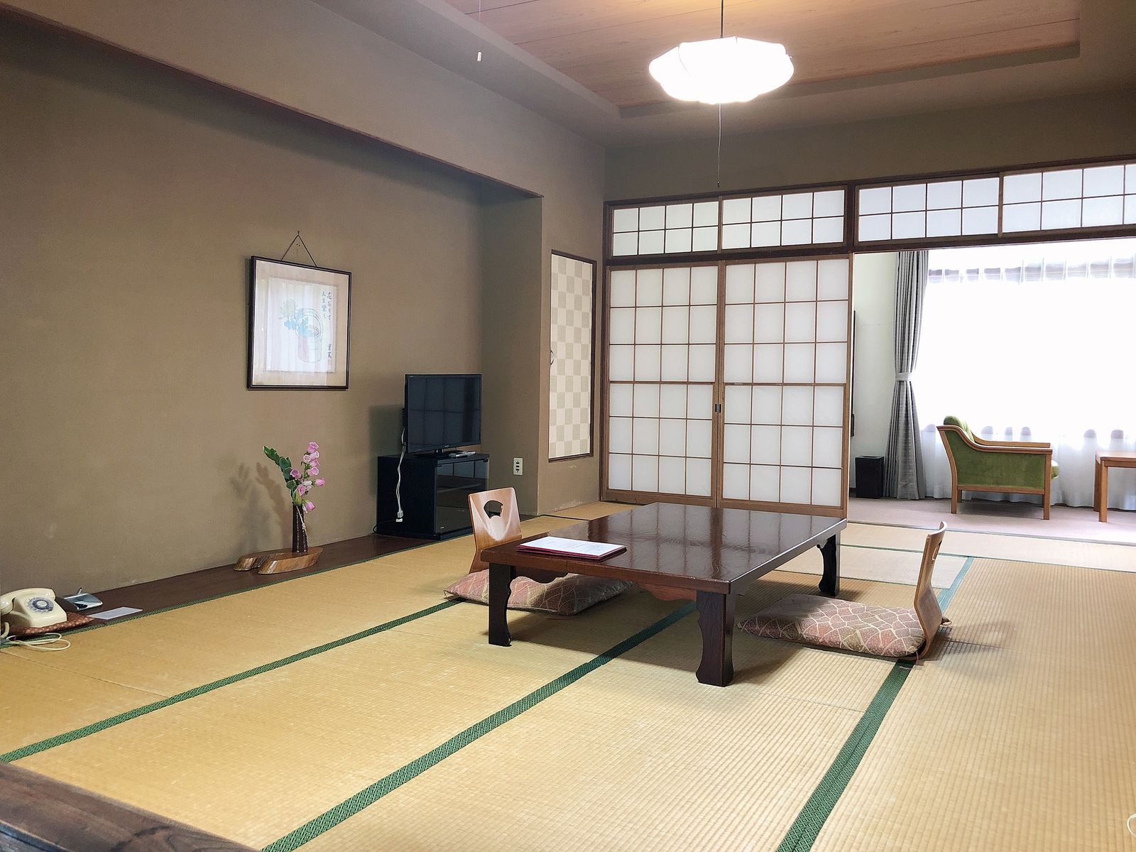 坂聖・玉樟園 本館