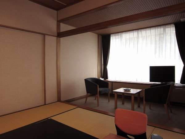 熱川大和館 次の間(4.5畳)付き角部屋和室(10畳)